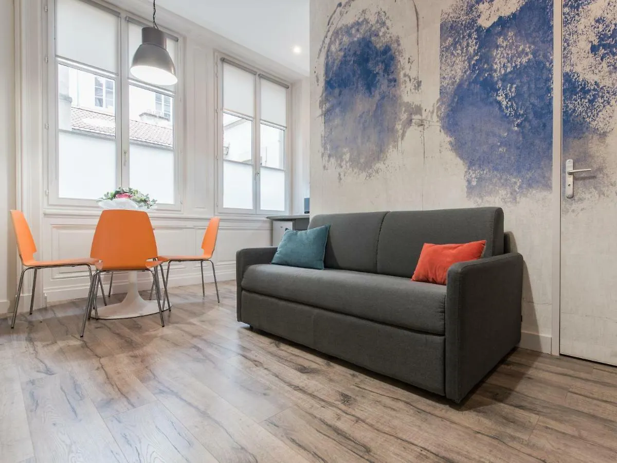 Opéra Apartamento Lyon 0*,  Francia